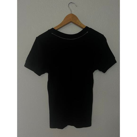 Black Everlane shirt with a Lace like pattern detail - Picture 1 of 7